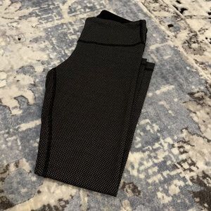 Wunder Under Pant Size 4